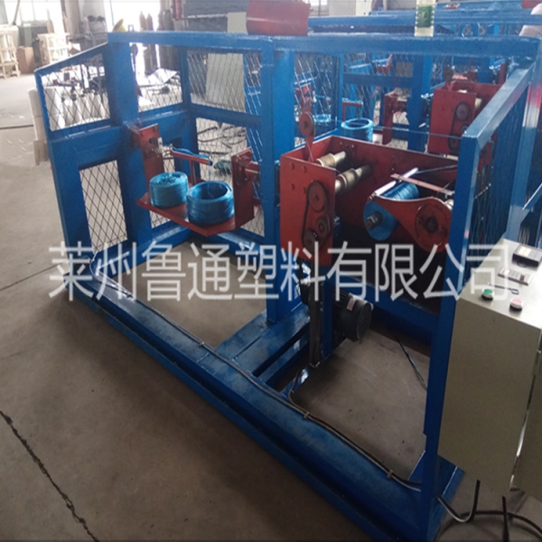 撕裂膜加捻打軸機