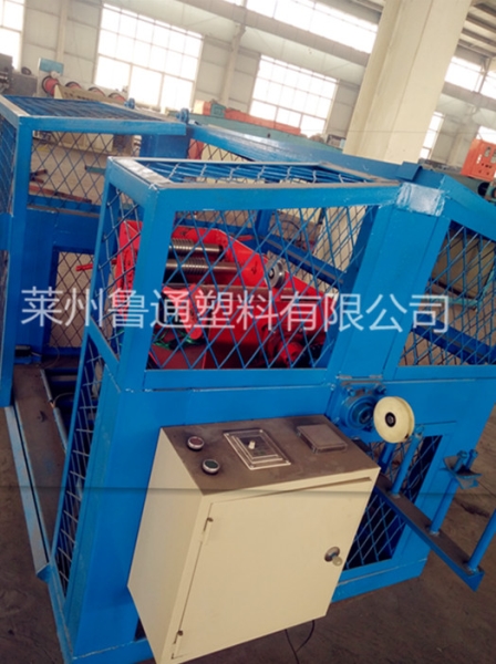 專業(yè)生產捆扎繩打軸機