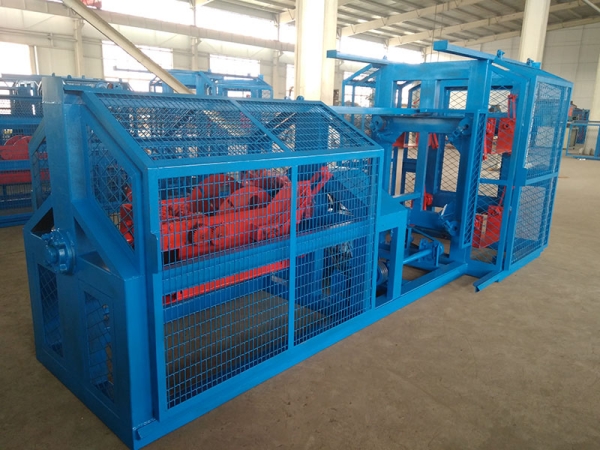 專業生產三股，四股制繩機