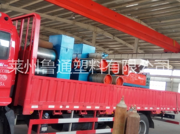 圓拉絲塑料拉絲機