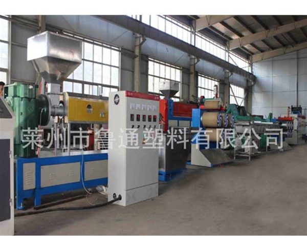 生產塑料拉絲機擠出機